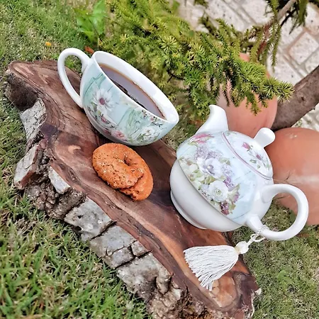 By Zeyno Butik 2* Alaçatı